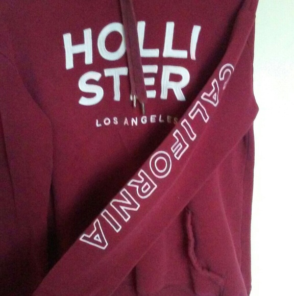 HOLLISTER - Picture 2 of 4